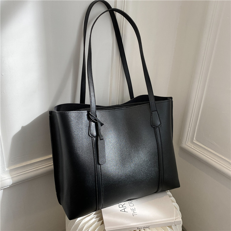 Classic Black Faux Leather Tot - Leatherwork Fasteners 리뷰 및 가격